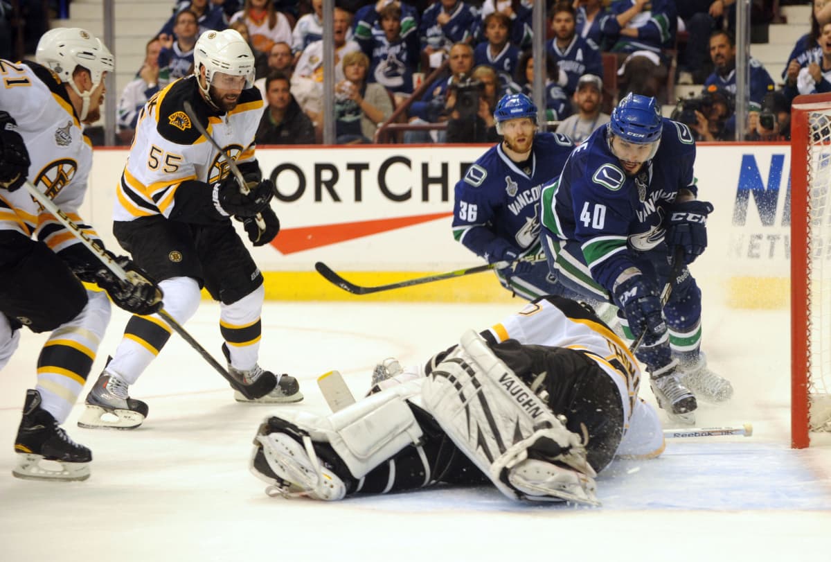 Vancouver Canucks forward Maxim Lapierre